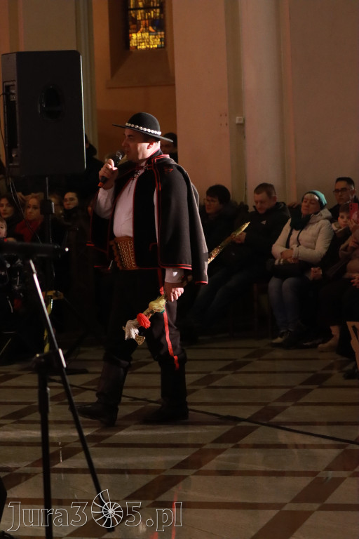 Fotorelacja: Koncert Bożonarodzeniowy kapeli Głos Beskidu w Zawierciu