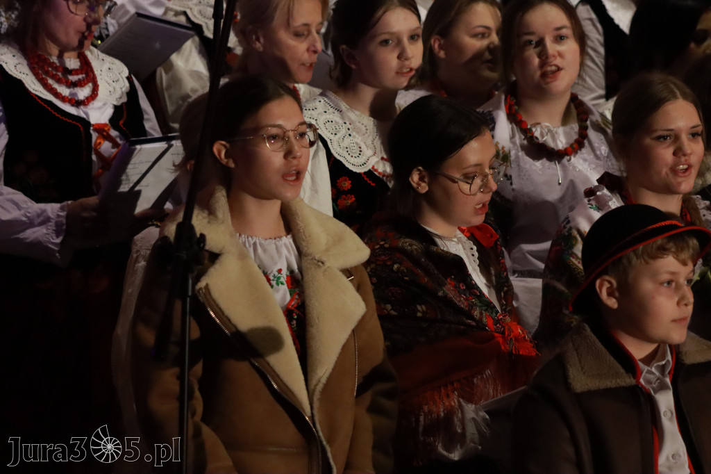 Fotorelacja: Koncert Bożonarodzeniowy kapeli Głos Beskidu w Zawierciu