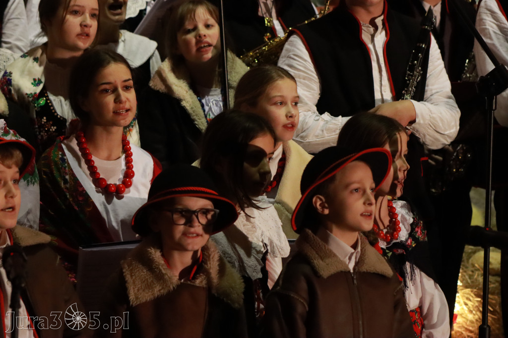 Fotorelacja: Koncert Bożonarodzeniowy kapeli Głos Beskidu w Zawierciu