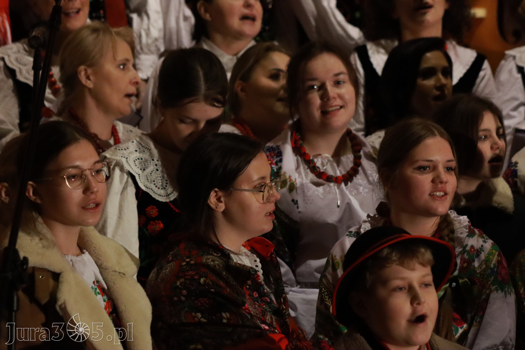Fotorelacja: Koncert Bożonarodzeniowy kapeli Głos Beskidu w Zawierciu
