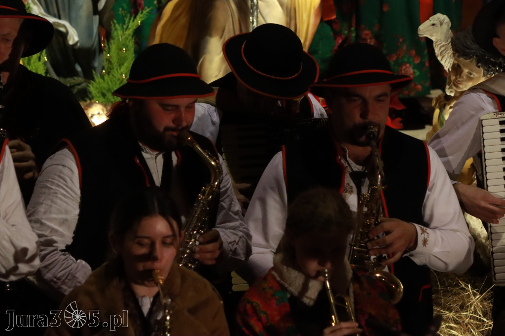 Fotorelacja: Koncert Bożonarodzeniowy kapeli Głos Beskidu w Zawierciu