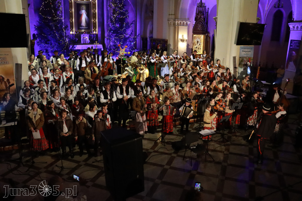 Fotorelacja: Koncert Bożonarodzeniowy kapeli Głos Beskidu w Zawierciu
