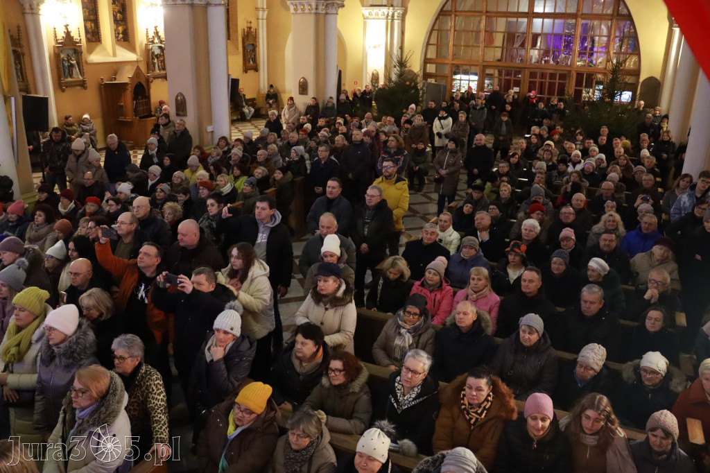 Fotorelacja: Koncert Bożonarodzeniowy kapeli Głos Beskidu w Zawierciu