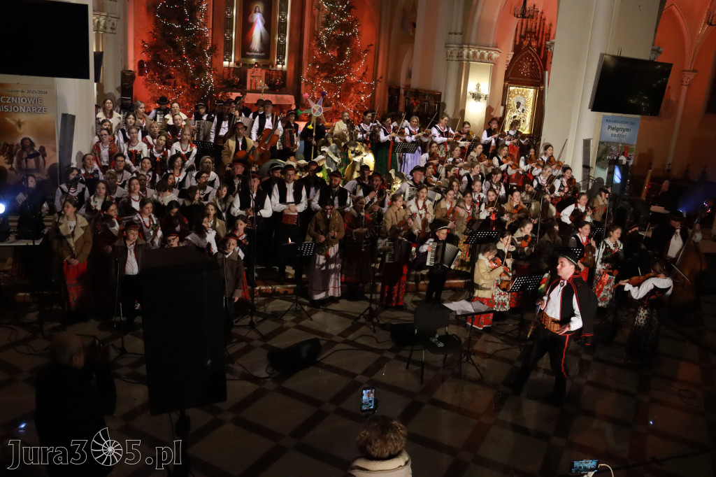 Fotorelacja: Koncert Bożonarodzeniowy kapeli Głos Beskidu w Zawierciu