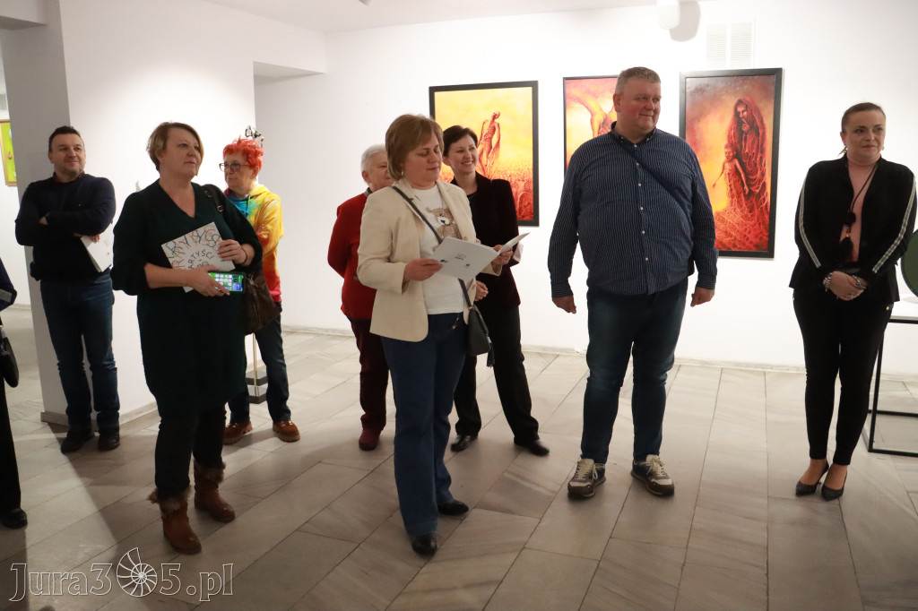 Fotorelacja: Finisaż wystawy „ARTYŚCI NA 110” w Zawierciu.