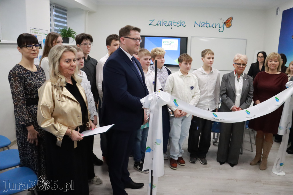 Fotorelacja: ZAKĄTEK NATURY w Szkole Podstawowej w Poraju