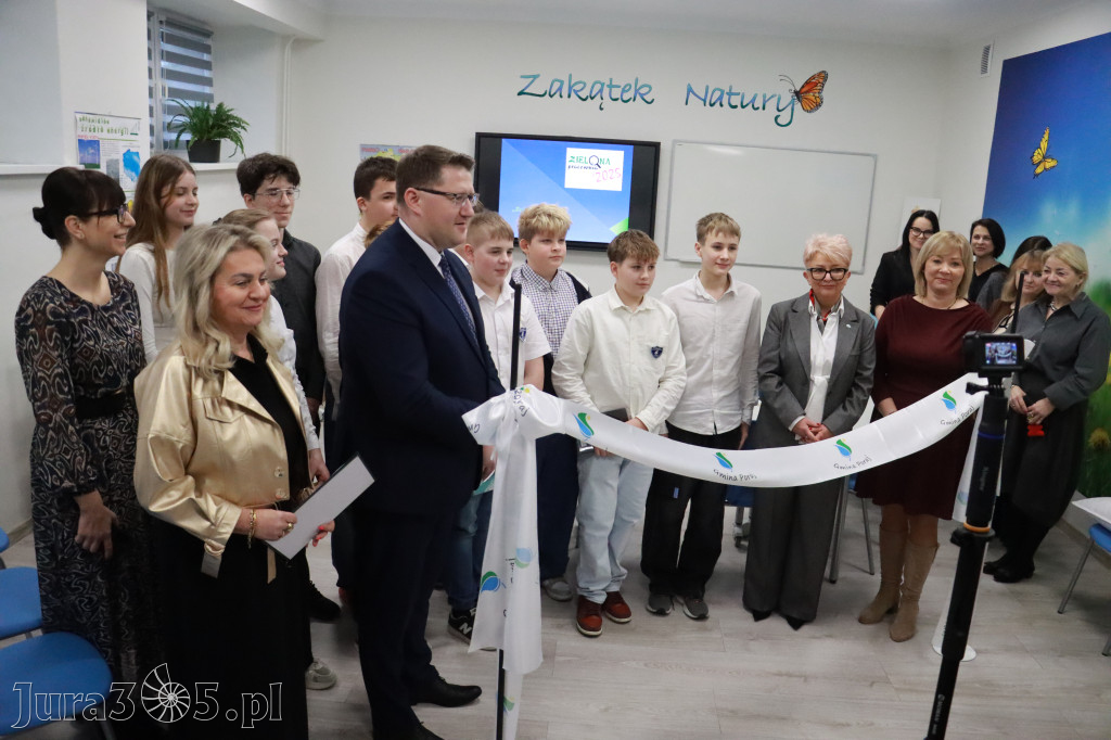 Fotorelacja: ZAKĄTEK NATURY w Szkole Podstawowej w Poraju