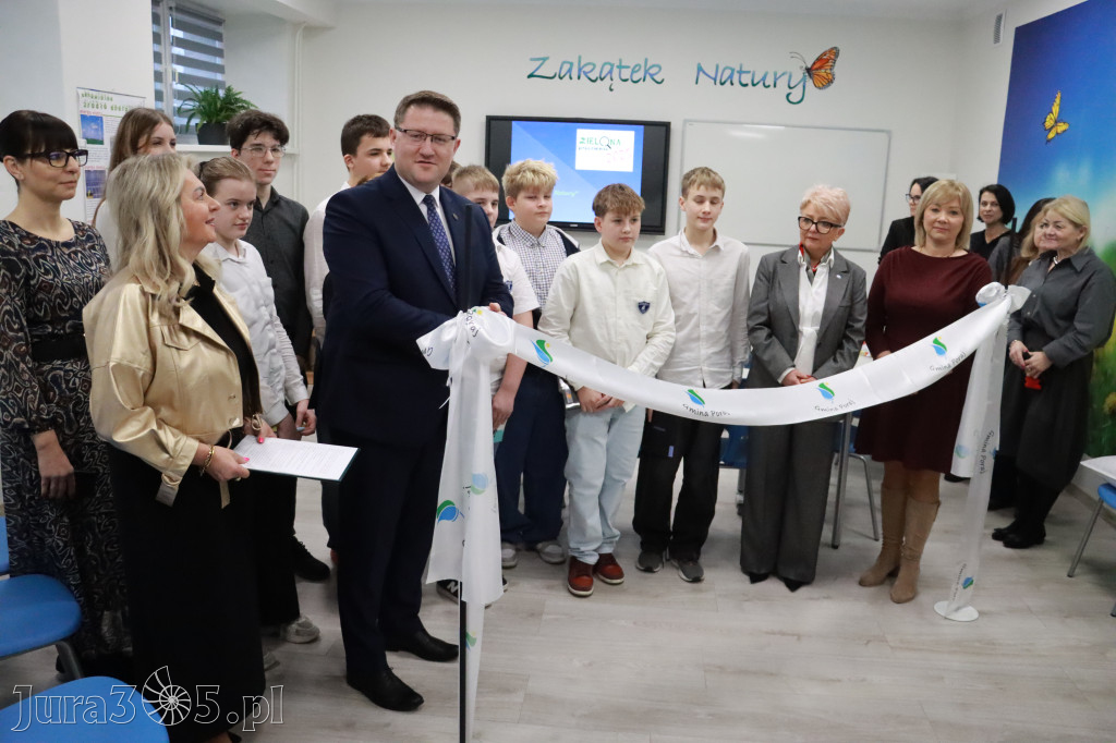 Fotorelacja: ZAKĄTEK NATURY w Szkole Podstawowej w Poraju