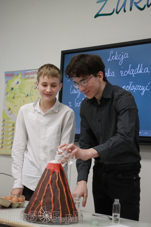Fotorelacja: ZAKĄTEK NATURY w Szkole Podstawowej w Poraju