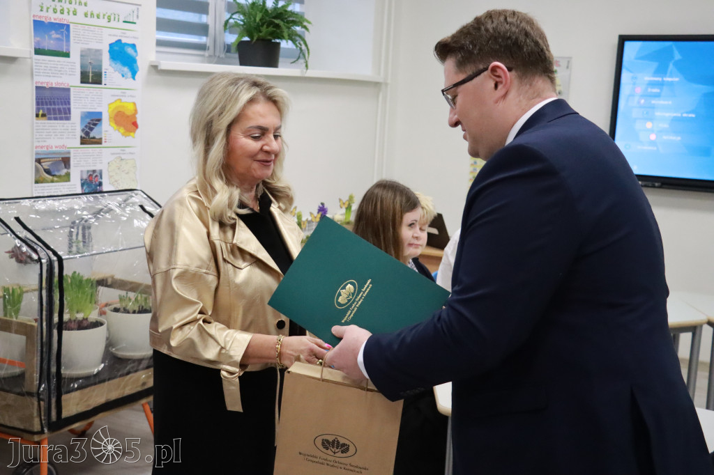 Fotorelacja: ZAKĄTEK NATURY w Szkole Podstawowej w Poraju