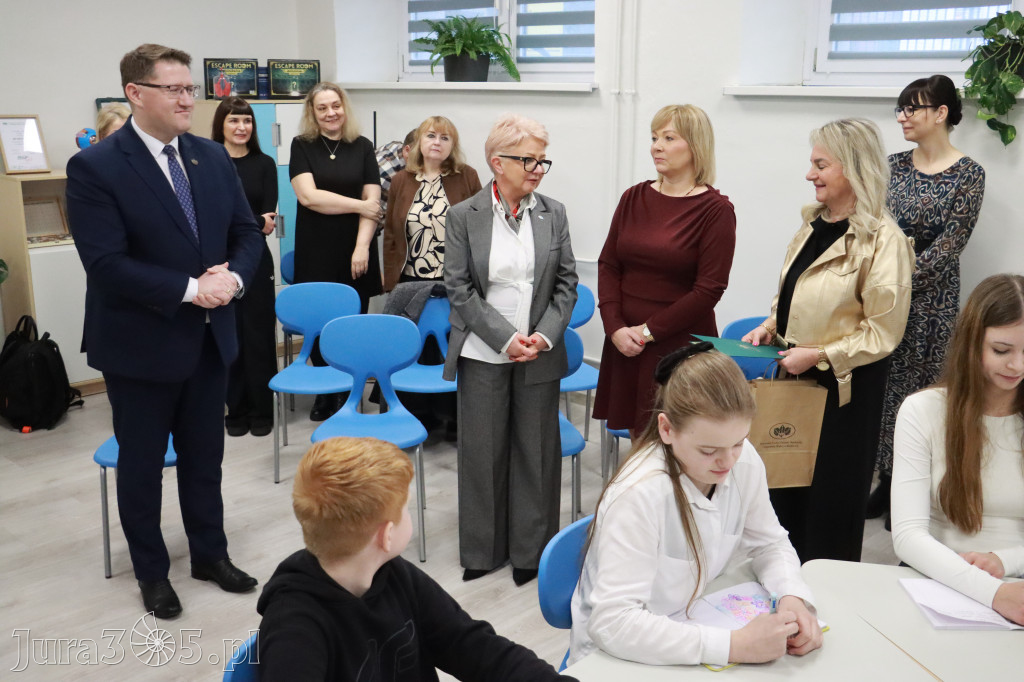 Fotorelacja: ZAKĄTEK NATURY w Szkole Podstawowej w Poraju