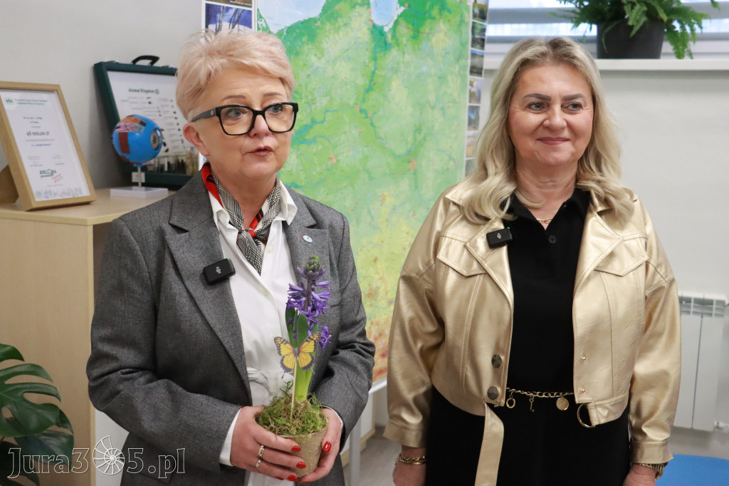 Fotorelacja: ZAKĄTEK NATURY w Szkole Podstawowej w Poraju
