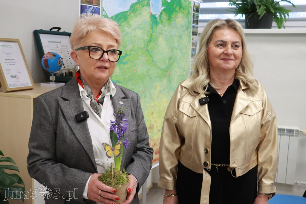 Fotorelacja: ZAKĄTEK NATURY w Szkole Podstawowej w Poraju