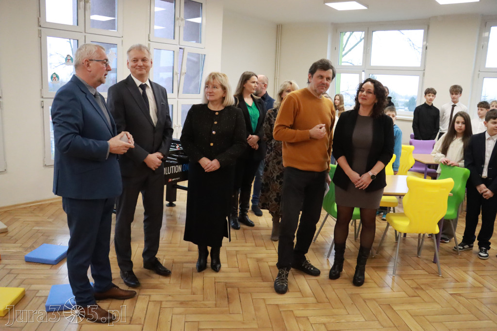 Fotorelacja: Uroczyste otwarcie windy oraz świetlicy szkolnej w SP3 Myszków