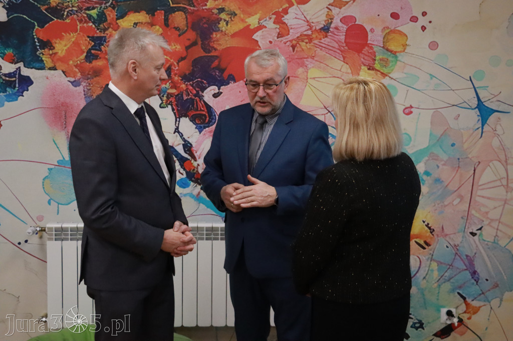Fotorelacja: Uroczyste otwarcie windy oraz świetlicy szkolnej w SP3 Myszków