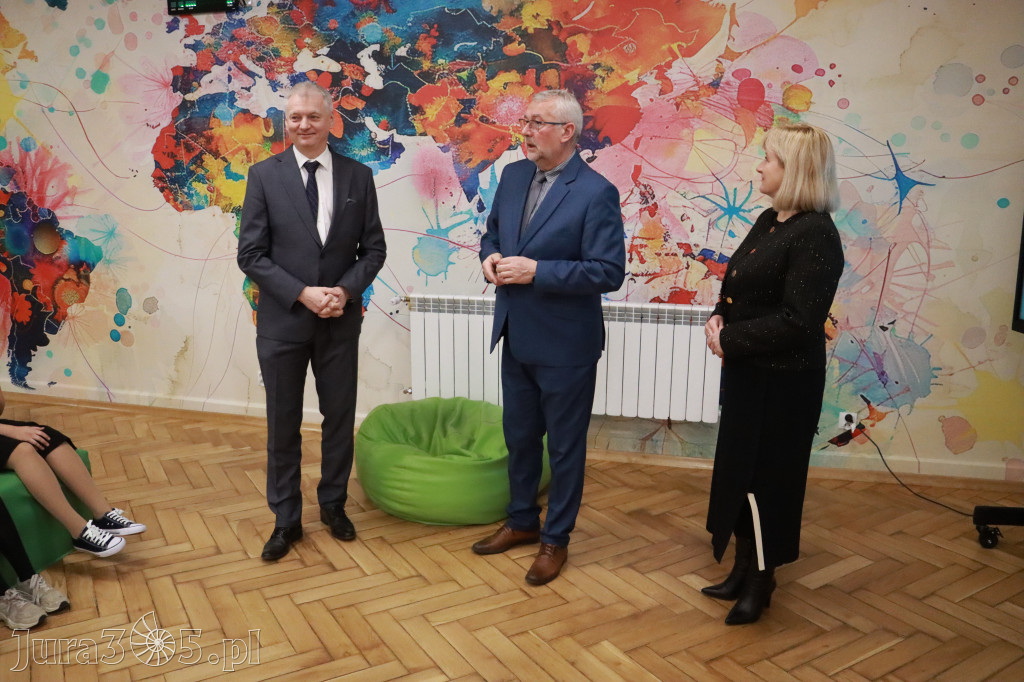 Fotorelacja: Uroczyste otwarcie windy oraz świetlicy szkolnej w SP3 Myszków