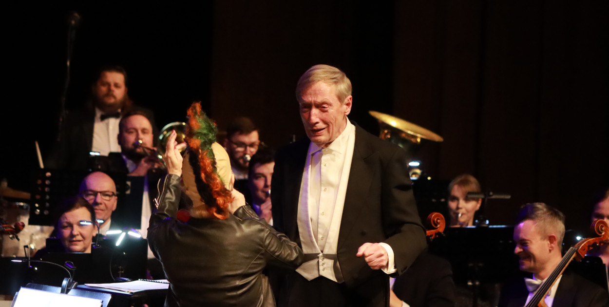 Fotorelacja I: Koncert Jubileuszowy Macieja Niesiołowskiego w MOK Zawiercie