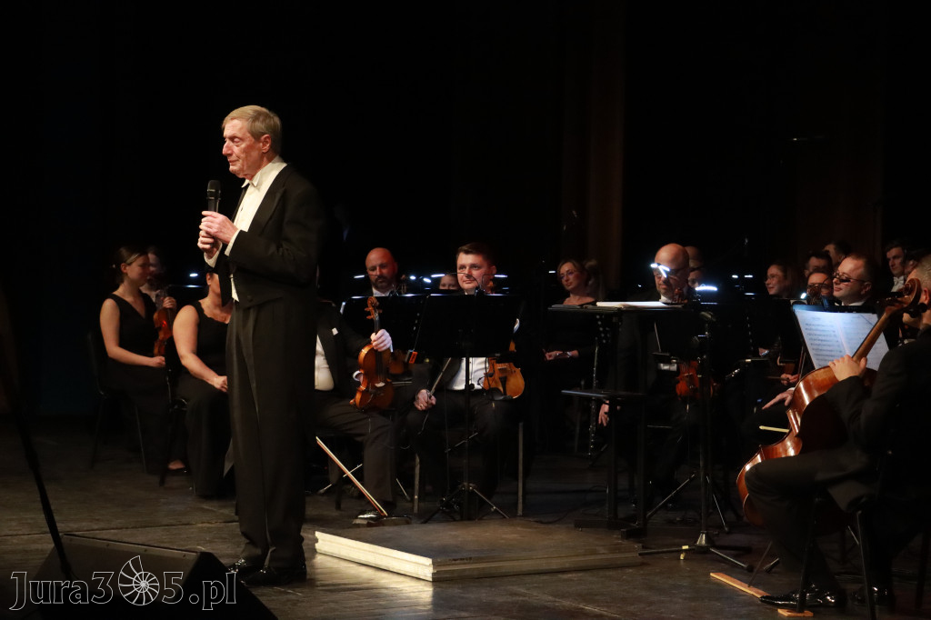 Fotorelacja I: Koncert Jubileuszowy Macieja Niesiołowskiego w MOK Zawiercie