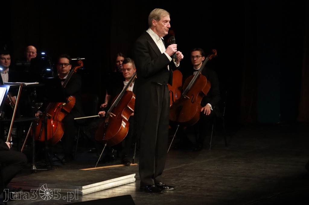 Fotorelacja I: Koncert Jubileuszowy Macieja Niesiołowskiego w MOK Zawiercie