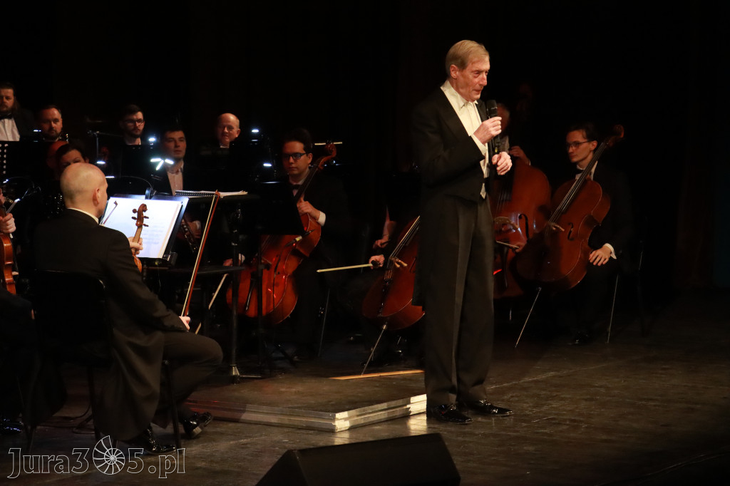 Fotorelacja I: Koncert Jubileuszowy Macieja Niesiołowskiego w MOK Zawiercie