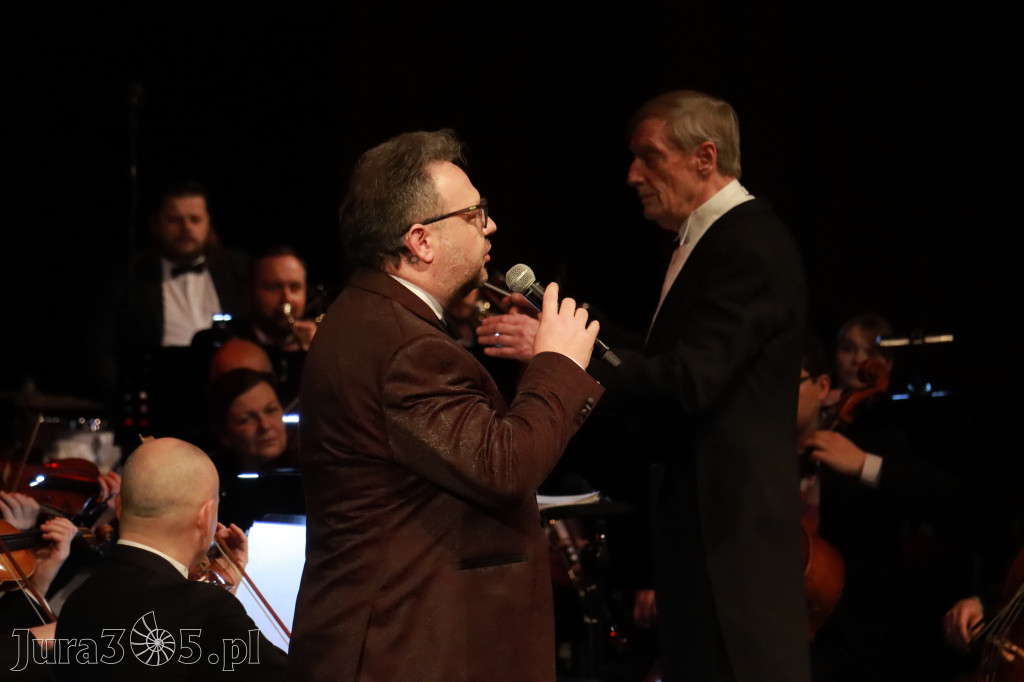 Fotorelacja I: Koncert Jubileuszowy Macieja Niesiołowskiego w MOK Zawiercie