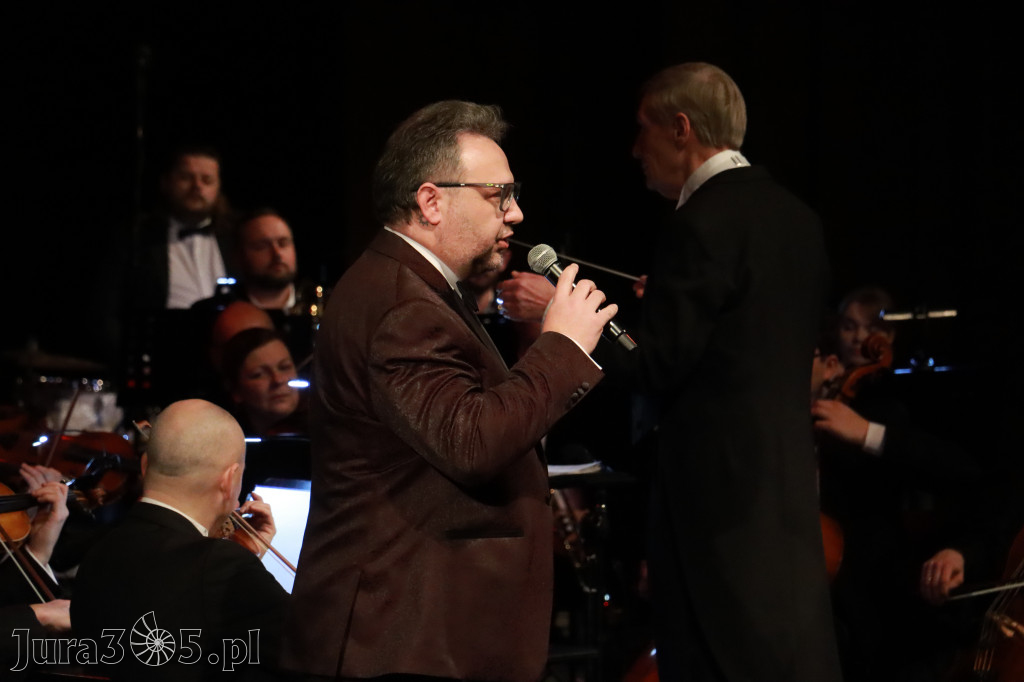 Fotorelacja I: Koncert Jubileuszowy Macieja Niesiołowskiego w MOK Zawiercie