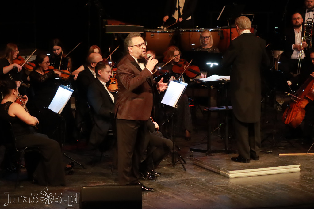 Fotorelacja I: Koncert Jubileuszowy Macieja Niesiołowskiego w MOK Zawiercie