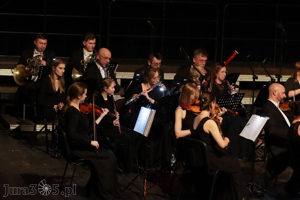Fotorelacja I: Koncert Jubileuszowy Macieja Niesiołowskiego w MOK Zawiercie