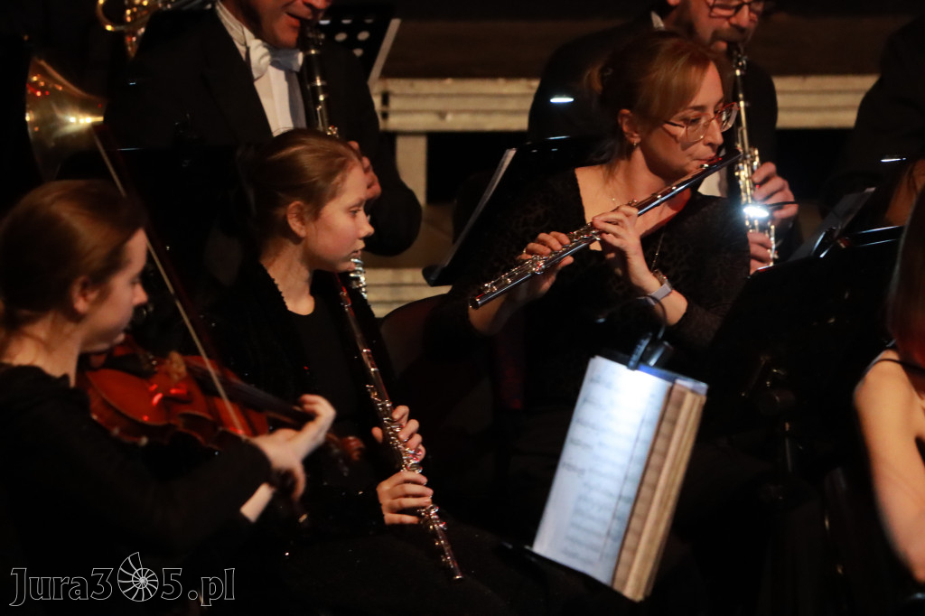 Fotorelacja I: Koncert Jubileuszowy Macieja Niesiołowskiego w MOK Zawiercie