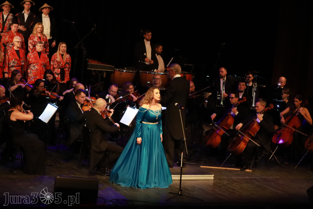 Fotorelacja I: Koncert Jubileuszowy Macieja Niesiołowskiego w MOK Zawiercie