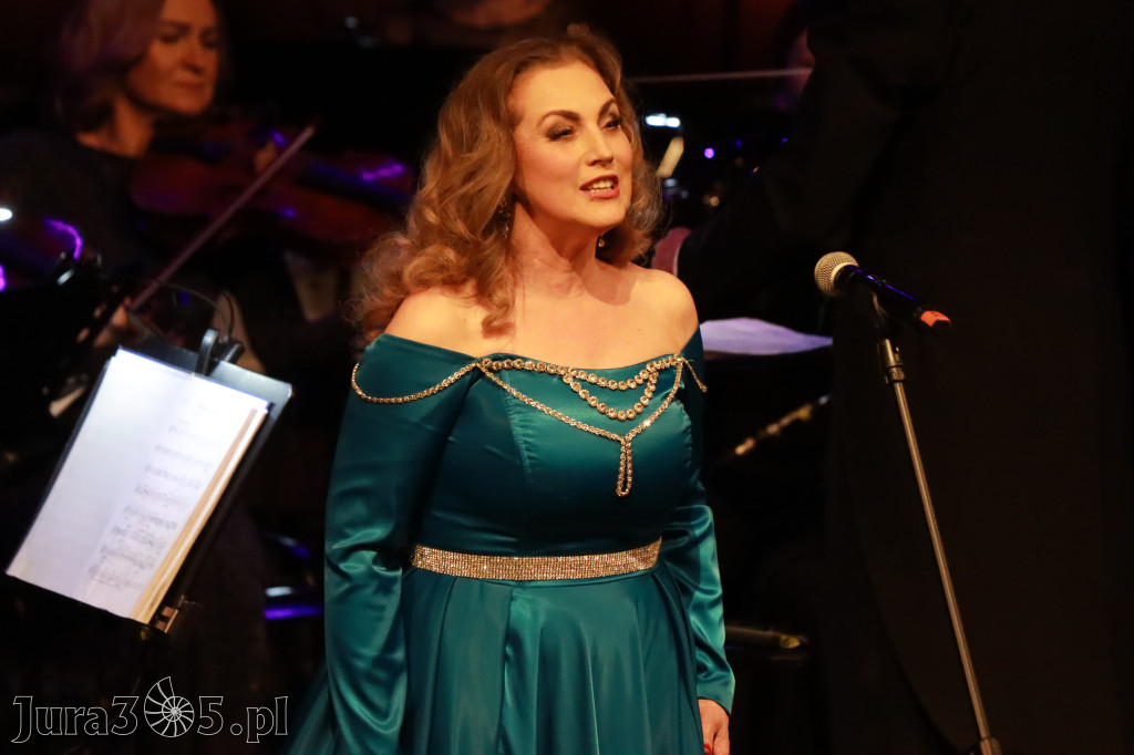 Fotorelacja I: Koncert Jubileuszowy Macieja Niesiołowskiego w MOK Zawiercie