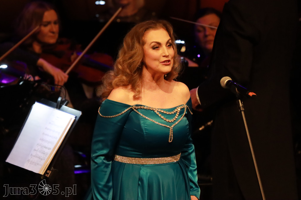 Fotorelacja I: Koncert Jubileuszowy Macieja Niesiołowskiego w MOK Zawiercie