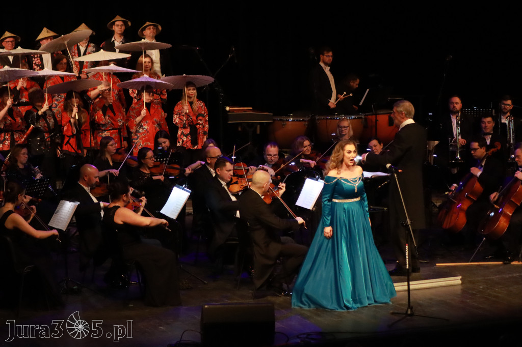 Fotorelacja I: Koncert Jubileuszowy Macieja Niesiołowskiego w MOK Zawiercie