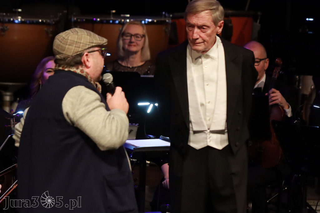Fotorelacja I: Koncert Jubileuszowy Macieja Niesiołowskiego w MOK Zawiercie