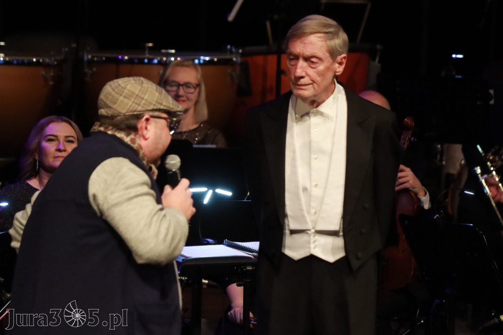 Fotorelacja I: Koncert Jubileuszowy Macieja Niesiołowskiego w MOK Zawiercie