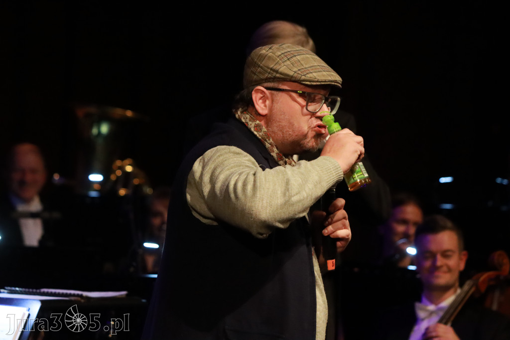 Fotorelacja I: Koncert Jubileuszowy Macieja Niesiołowskiego w MOK Zawiercie
