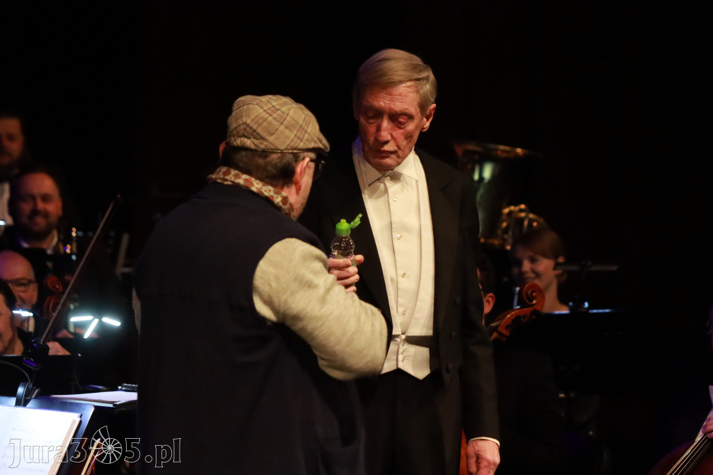 Fotorelacja I: Koncert Jubileuszowy Macieja Niesiołowskiego w MOK Zawiercie