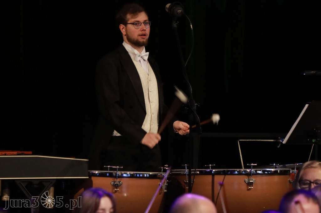Fotorelacja I: Koncert Jubileuszowy Macieja Niesiołowskiego w MOK Zawiercie