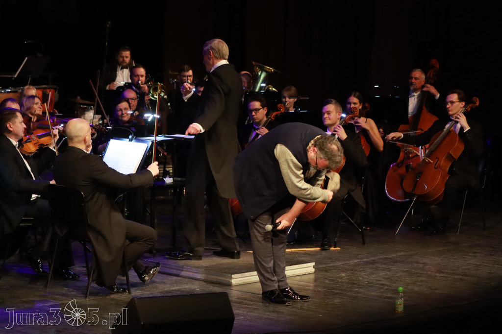 Fotorelacja I: Koncert Jubileuszowy Macieja Niesiołowskiego w MOK Zawiercie