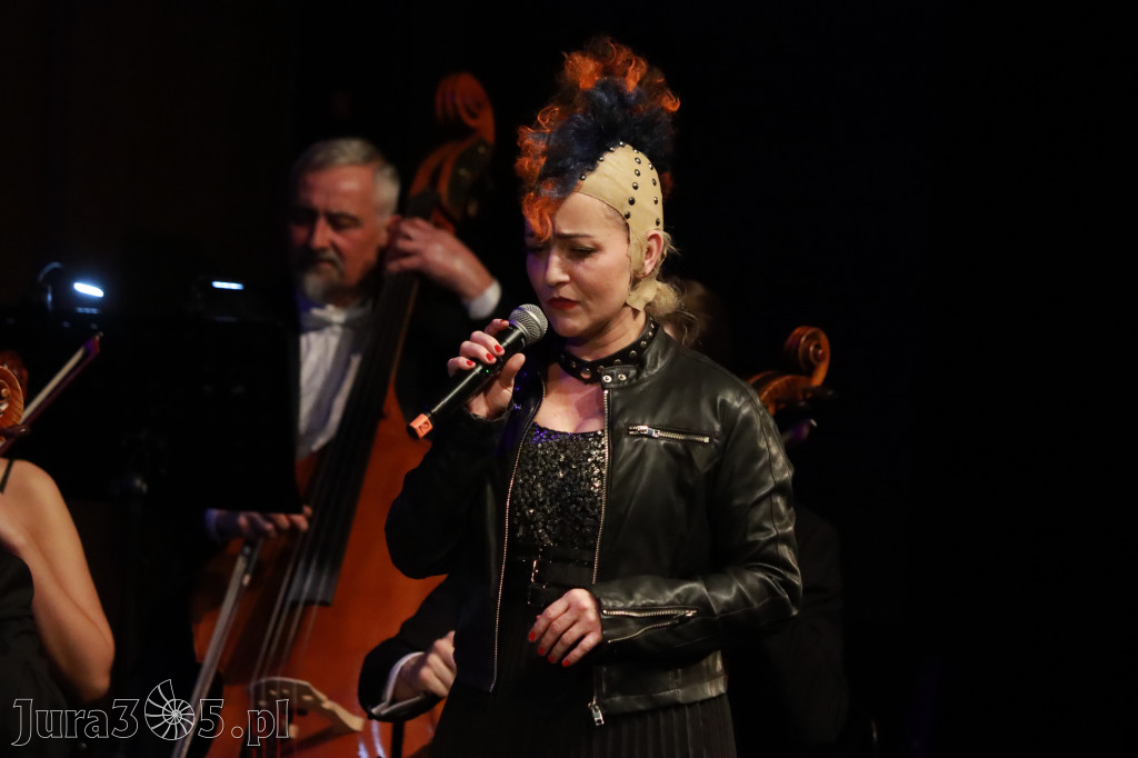 Fotorelacja I: Koncert Jubileuszowy Macieja Niesiołowskiego w MOK Zawiercie