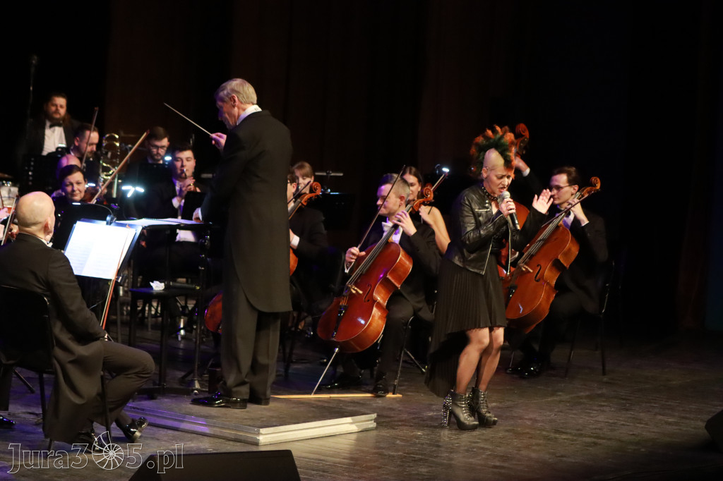 Fotorelacja I: Koncert Jubileuszowy Macieja Niesiołowskiego w MOK Zawiercie