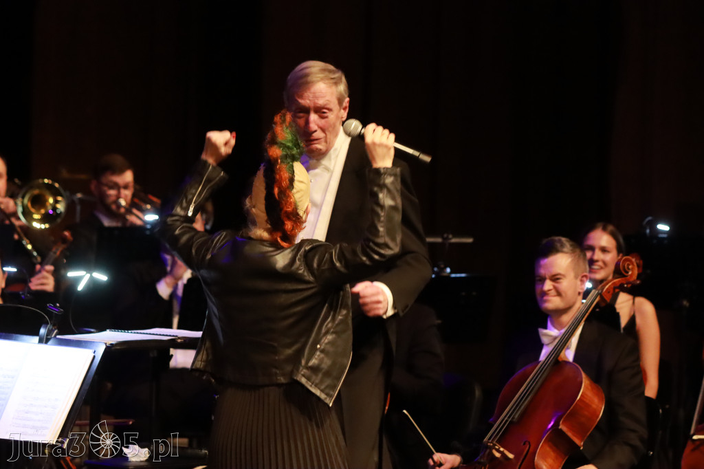 Fotorelacja I: Koncert Jubileuszowy Macieja Niesiołowskiego w MOK Zawiercie