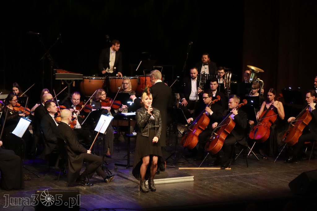 Fotorelacja I: Koncert Jubileuszowy Macieja Niesiołowskiego w MOK Zawiercie