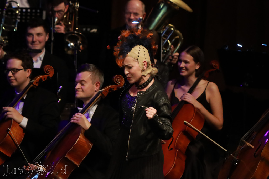 Fotorelacja I: Koncert Jubileuszowy Macieja Niesiołowskiego w MOK Zawiercie