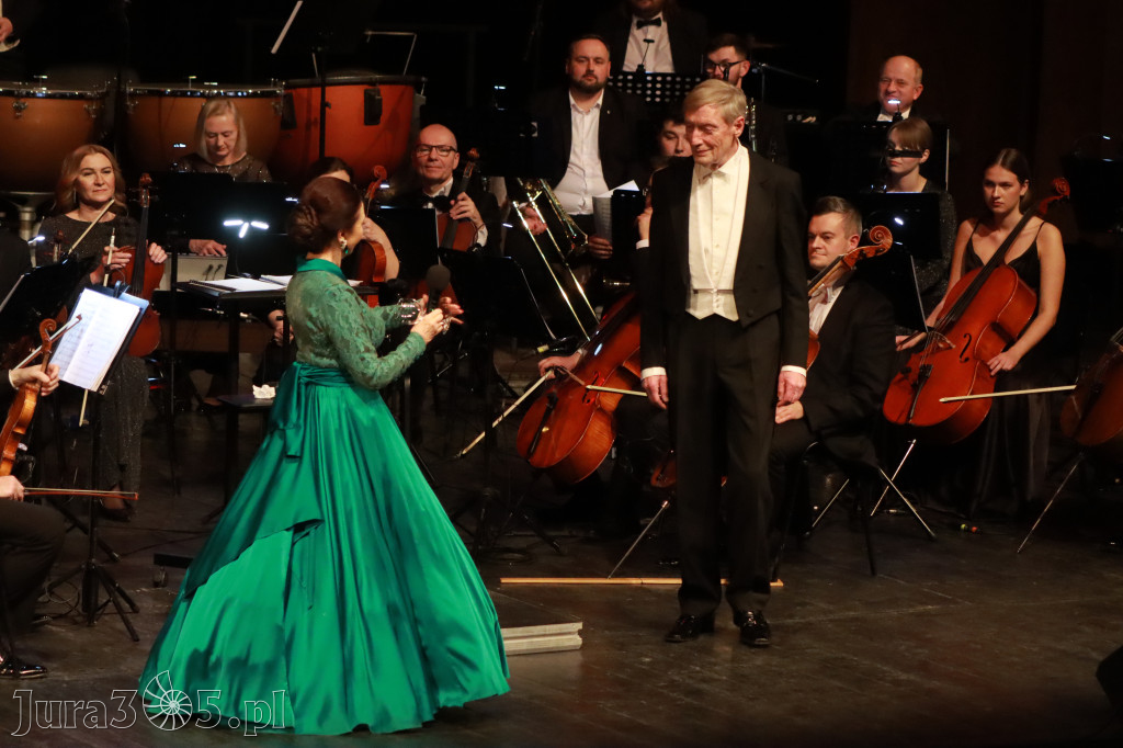 Fotorelacja I: Koncert Jubileuszowy Macieja Niesiołowskiego w MOK Zawiercie