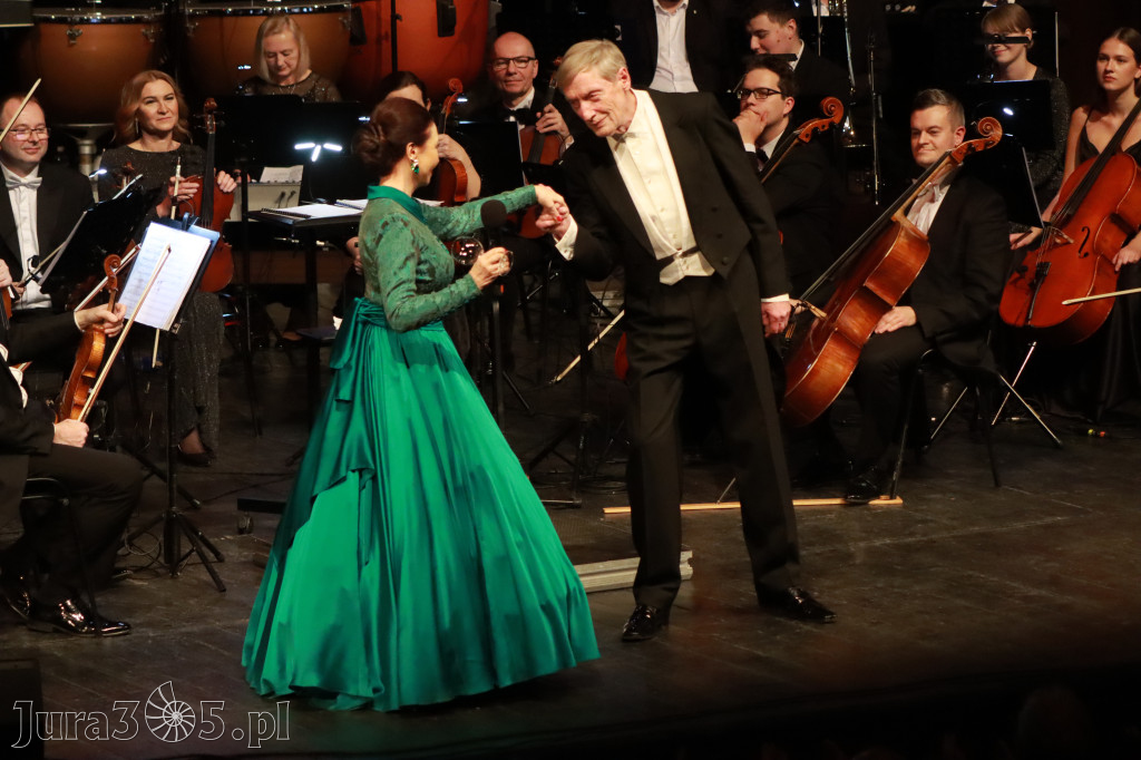 Fotorelacja I: Koncert Jubileuszowy Macieja Niesiołowskiego w MOK Zawiercie