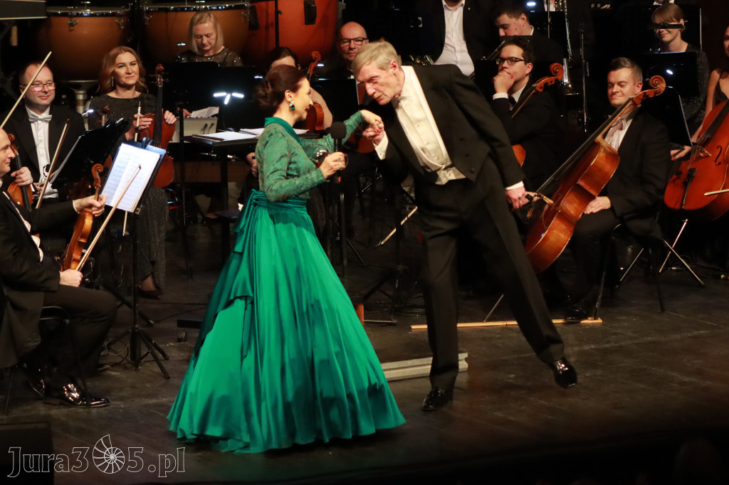 Fotorelacja I: Koncert Jubileuszowy Macieja Niesiołowskiego w MOK Zawiercie