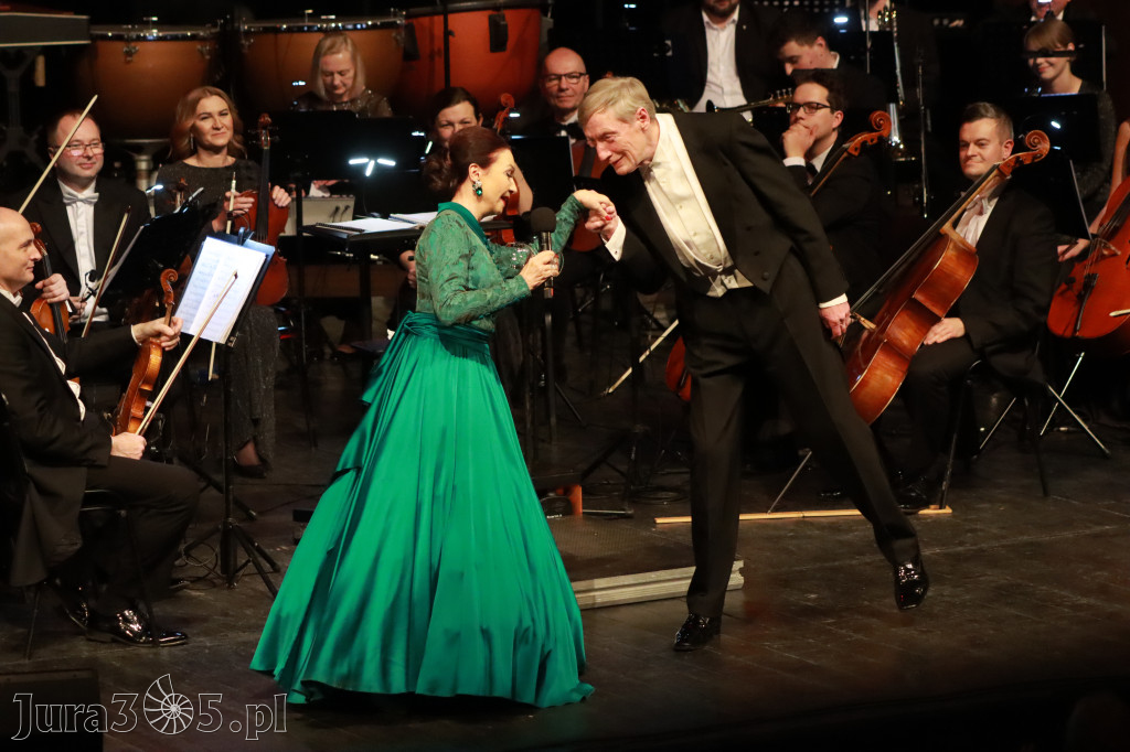 Fotorelacja I: Koncert Jubileuszowy Macieja Niesiołowskiego w MOK Zawiercie