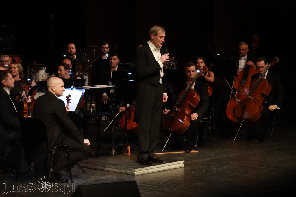 Fotorelacja I: Koncert Jubileuszowy Macieja Niesiołowskiego w MOK Zawiercie