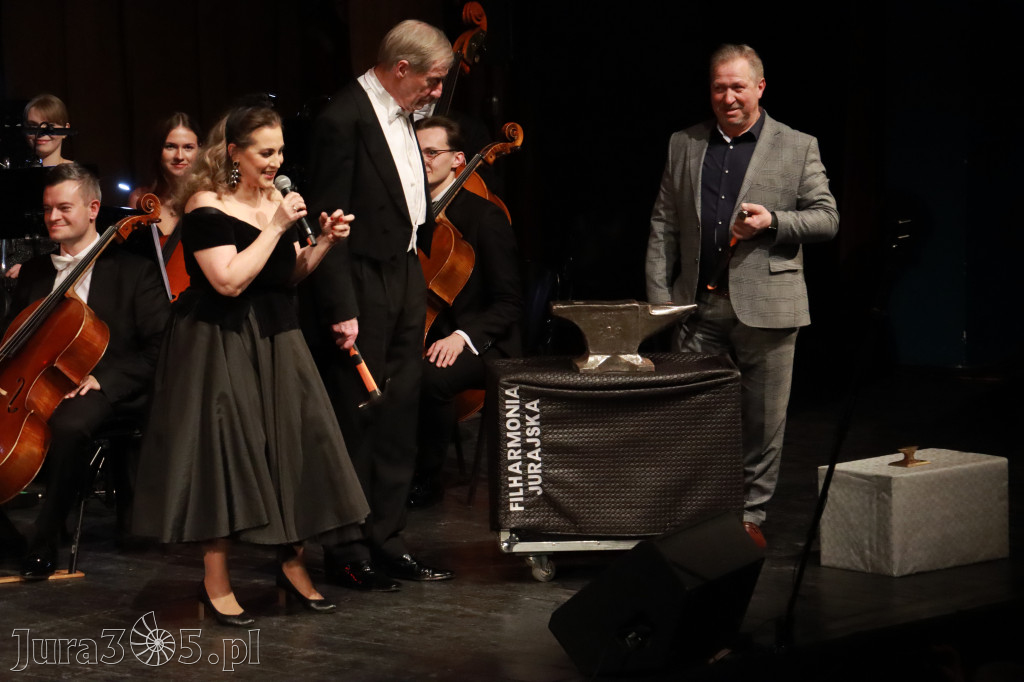 Fotorelacja I: Koncert Jubileuszowy Macieja Niesiołowskiego w MOK Zawiercie